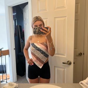 patterned triangle top with tie in back